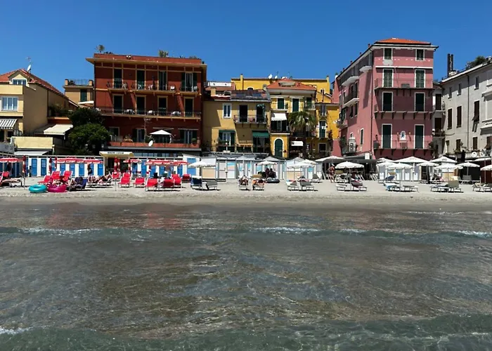 Πανσιόν Molo Di Luxury 3*