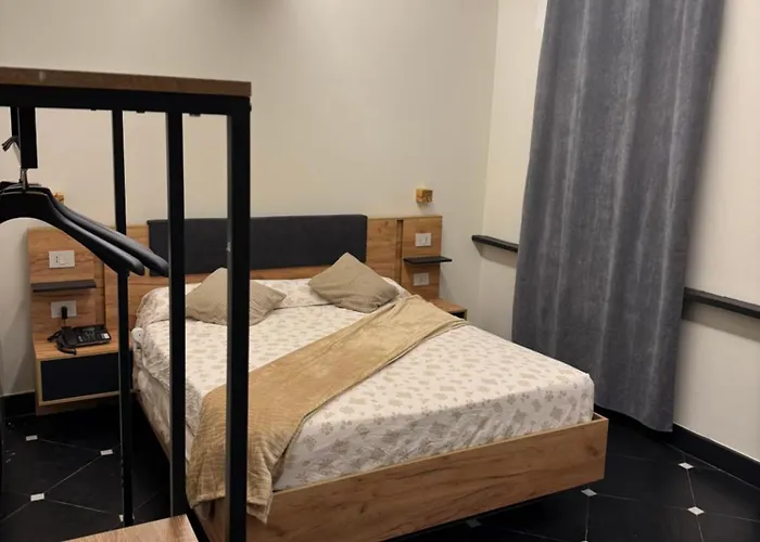 Molo Di Luxury Πανσιόν Αλάσιο